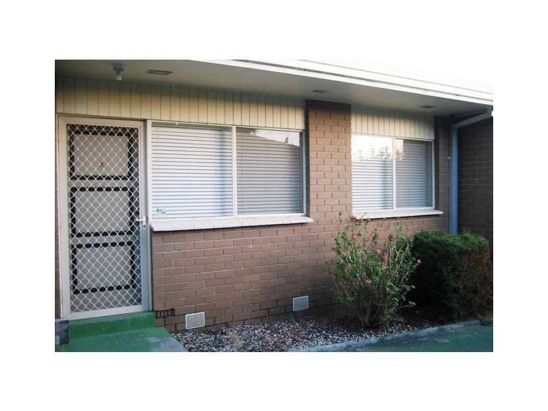 4/172 Waterloo Road, Oak Park VIC 3046