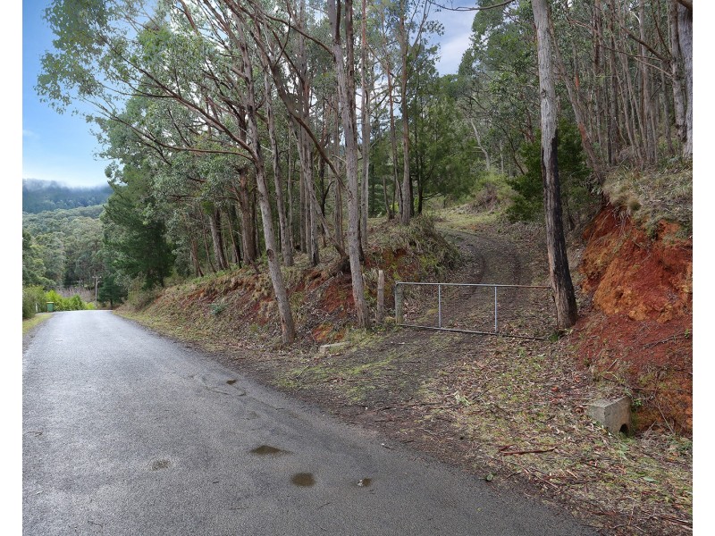 51 Glen Echo Court, Mount Macedon VIC 3441