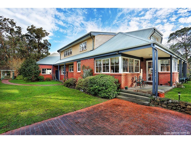 79 Glen Echo Court, Mount Macedon VIC 3441