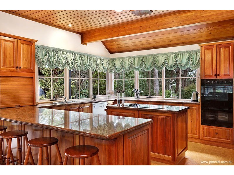 79 Glen Echo Court, Mount Macedon VIC 3441