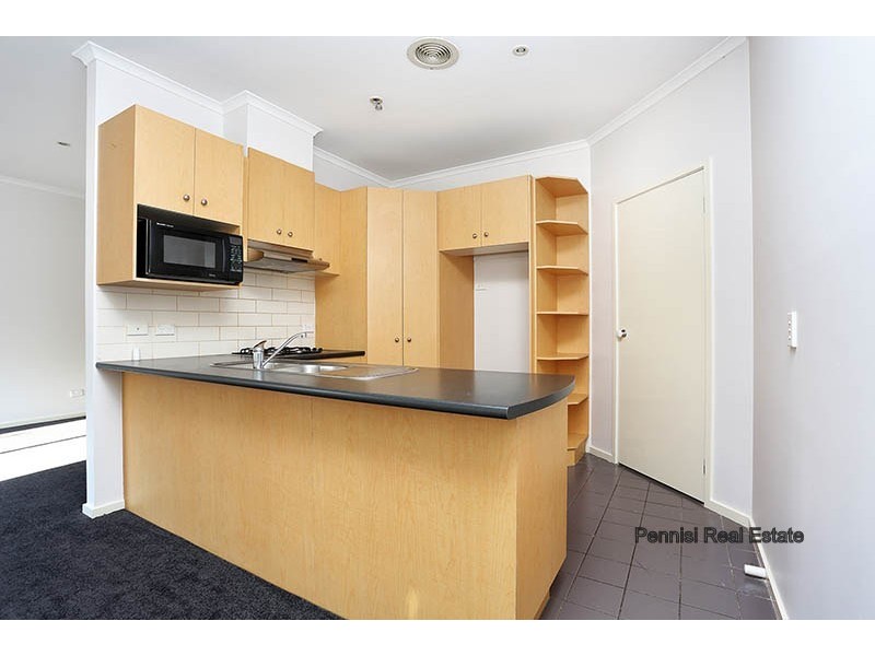 28 Balerno Circuit, Gowanbrae VIC 3043