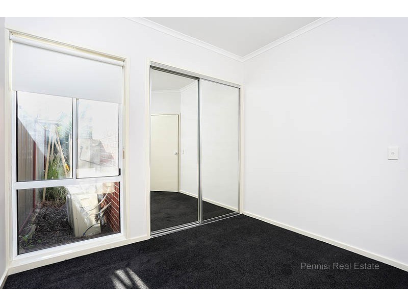 28 Balerno Circuit, Gowanbrae VIC 3043