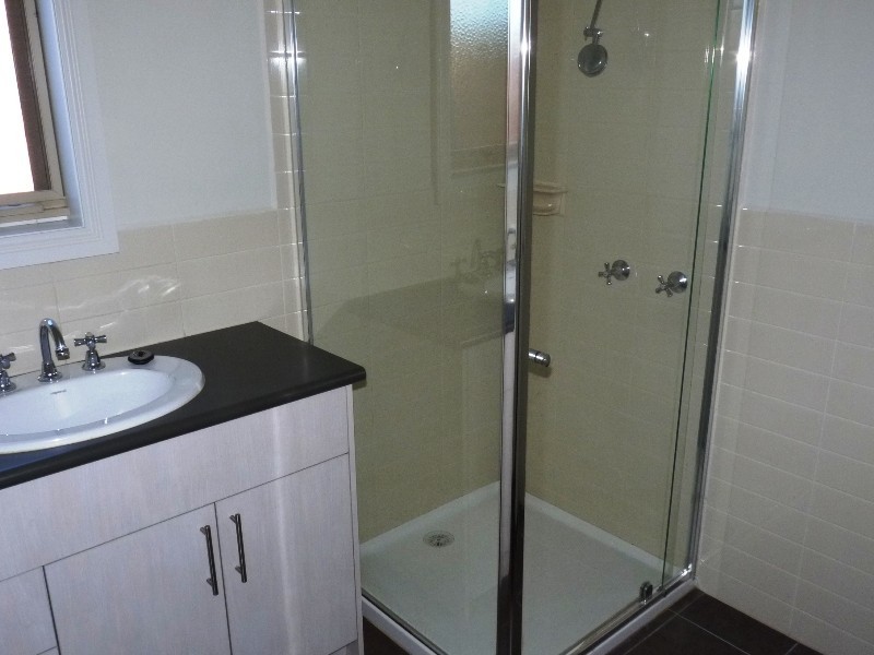 1/12 Elstone Court, Niddrie VIC 3042