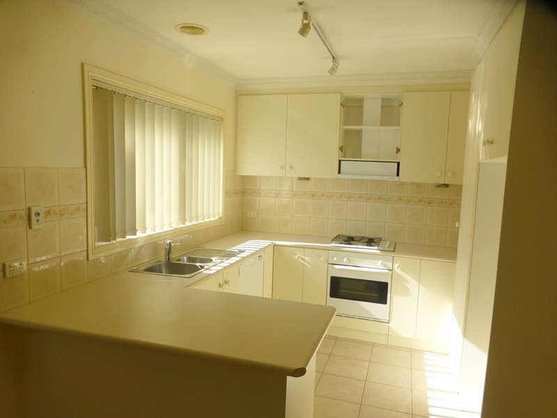 2/29 Diamond Street, Niddrie VIC 3042