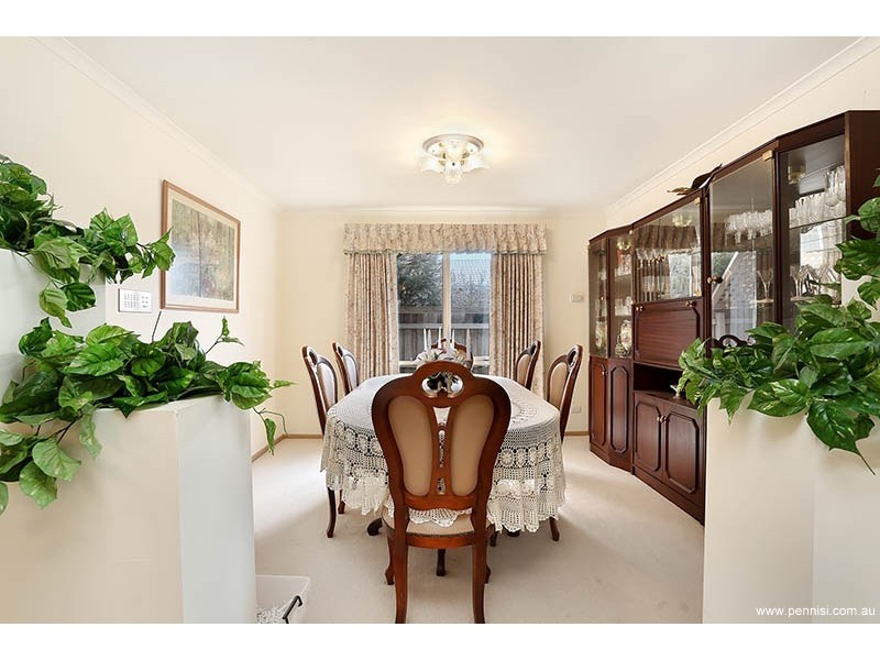 48 Honeyeater Crescent, Taylors Lakes VIC 3038