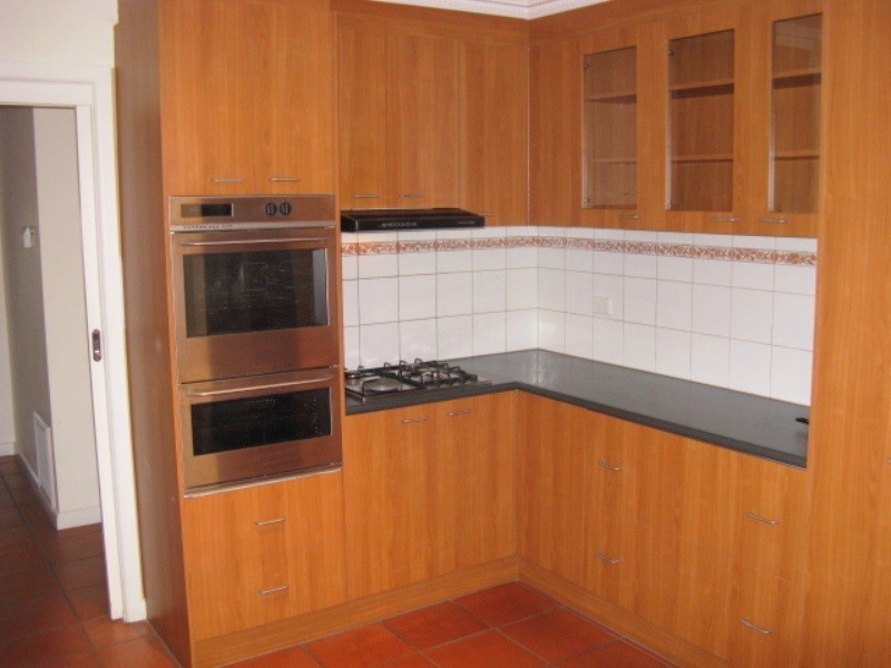 3 Grandview Avenue, Pascoe Vale South VIC 3044