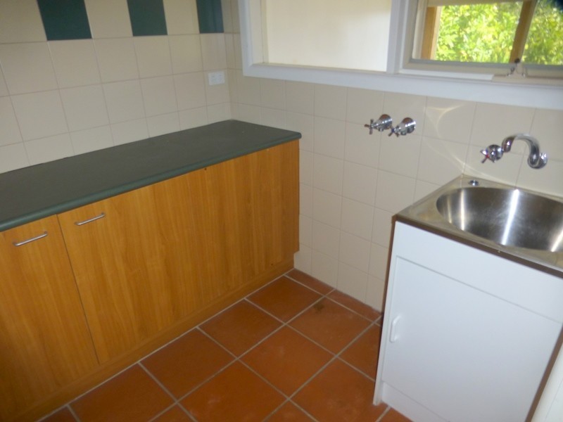 3 Grandview Avenue, Pascoe Vale South VIC 3044