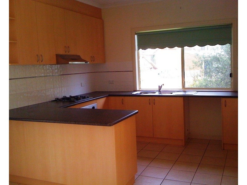 7 Keaki Court, Niddrie VIC 3042
