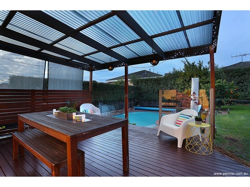 6 Gibson Court, Essendon VIC 3040