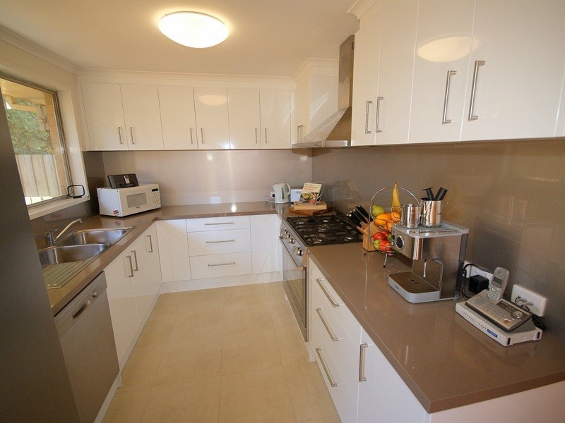 25 Calverton Road, Kealba VIC 3021