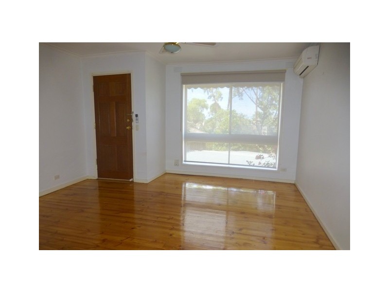 3/32 Spring Street, Niddrie VIC 3042