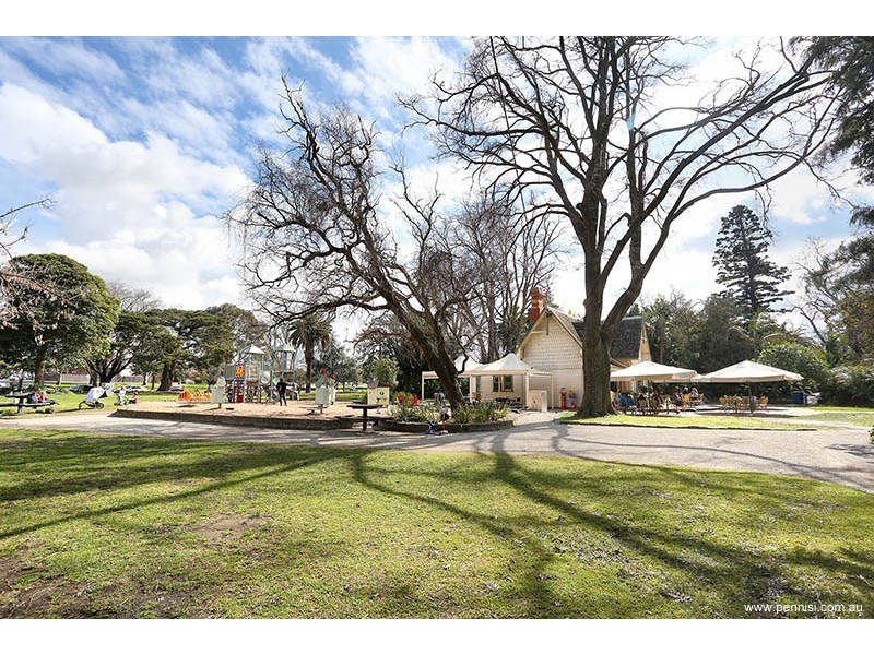8/5 Park Street, Moonee Ponds VIC 3039