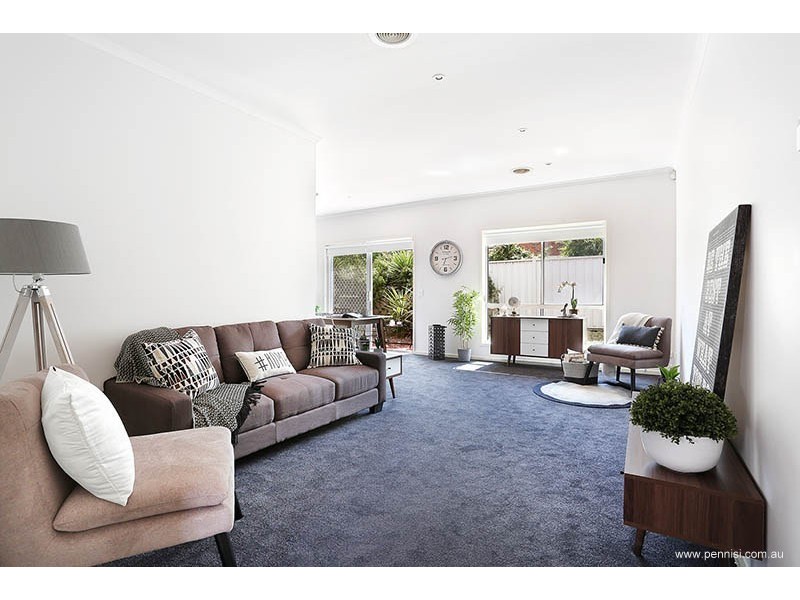 28 Balerno Circle, Gowanbrae VIC 3043