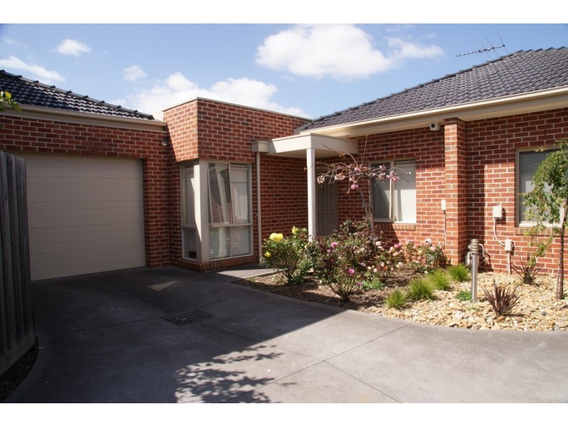 2/51 North Street, Airport West VIC 3042