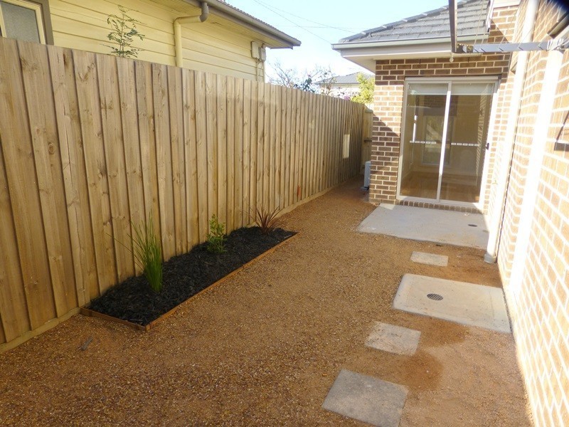 1/27 Langton Street, Glenroy VIC 3046