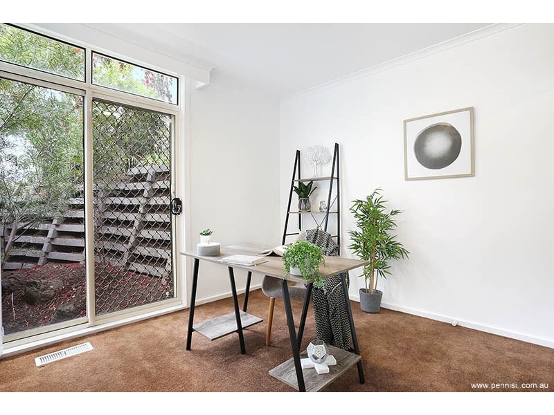 1/11 Wiseman Court, Essendon VIC 3040