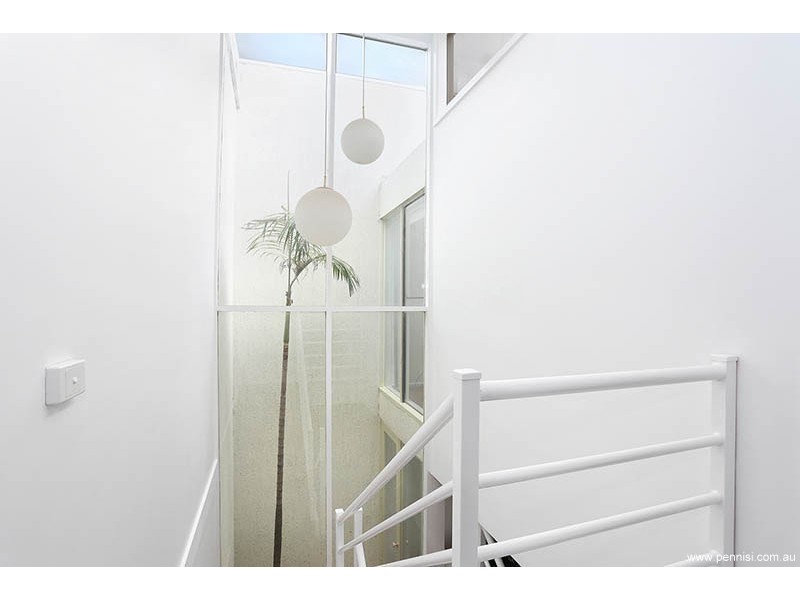 1/11 Wiseman Court, Essendon VIC 3040