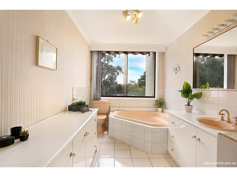 1/11 Wiseman Court, Essendon VIC 3040