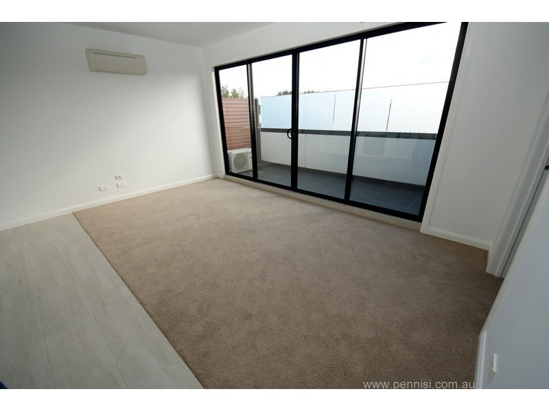 106/41 Victoria Street, Footscray VIC 3011