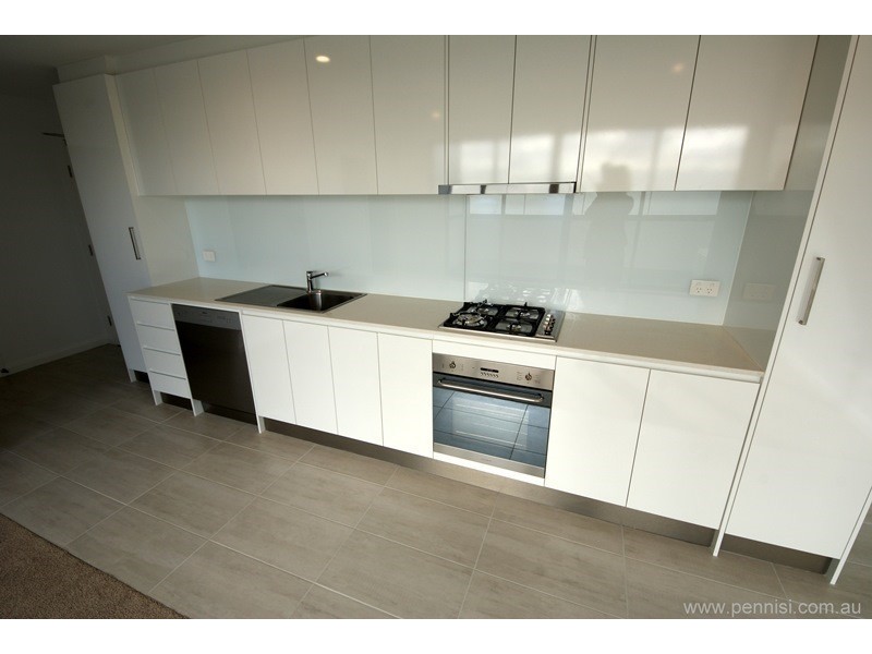 106/41 Victoria Street, Footscray VIC 3011