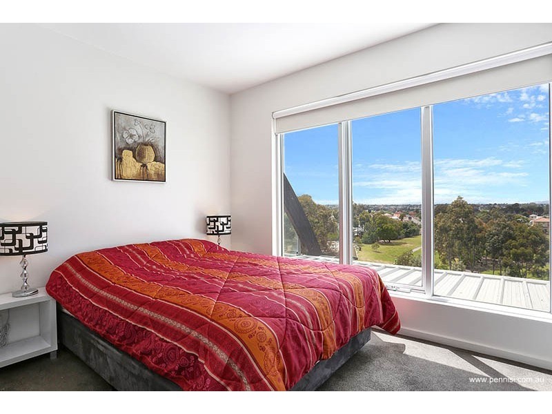 12/6 Sturt Street, Essendon VIC 3040