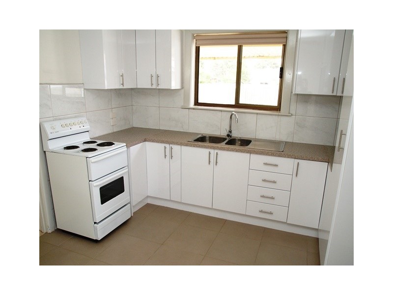 1B Wunnamurra Drive,, Keilor East VIC 3033