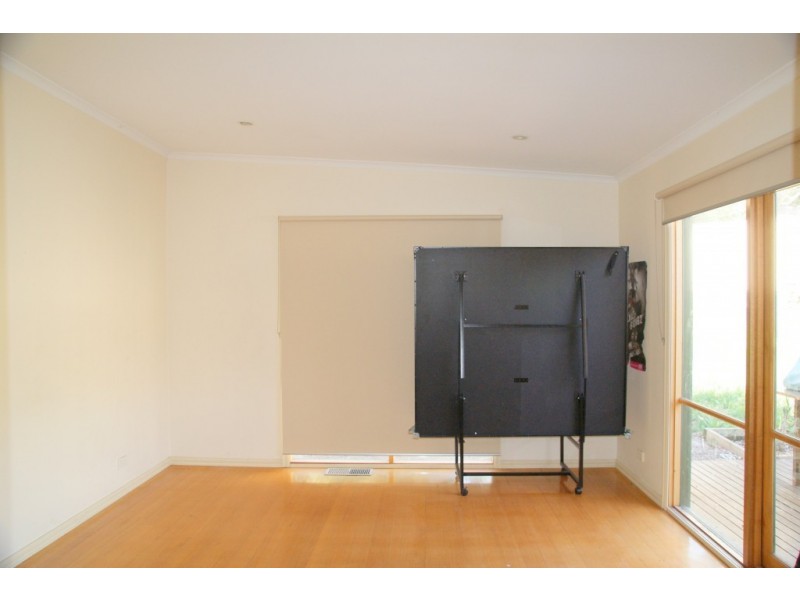 6 Grosvenor Street, Niddrie VIC 3042