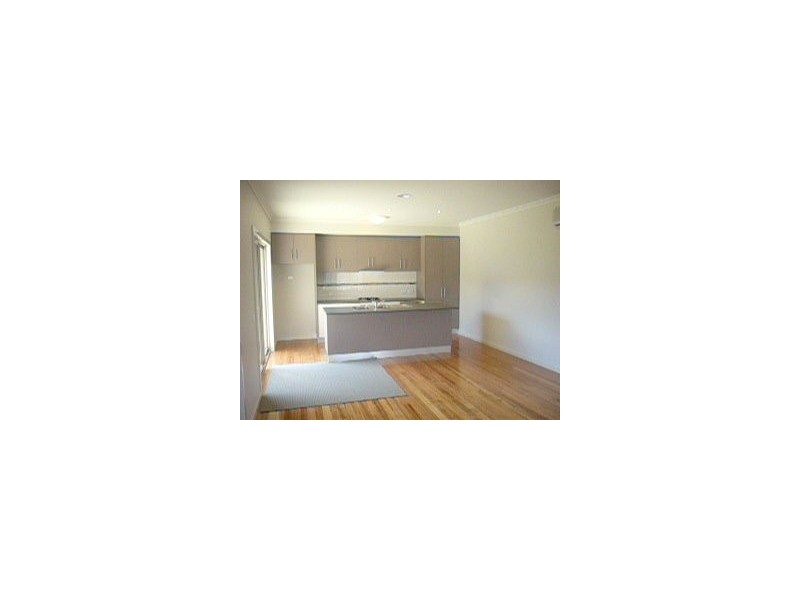 2/54 McIntosh Street, Airport West VIC 3042