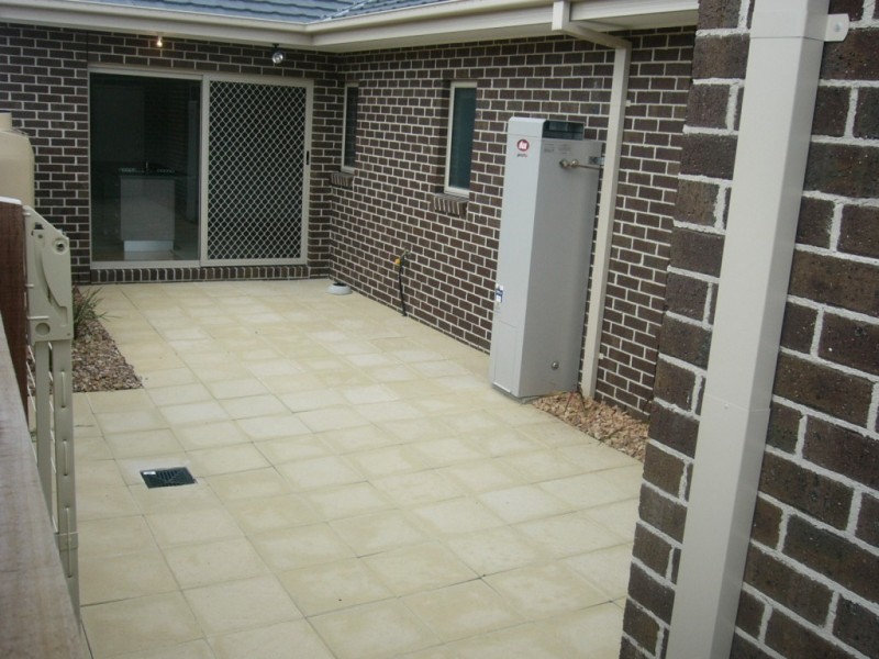 2/54 McIntosh Street, Airport West VIC 3042