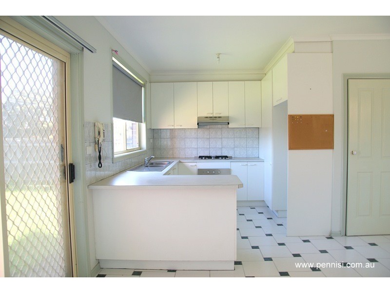 4/1 Burley Griffin Close, Keilor East VIC 3033