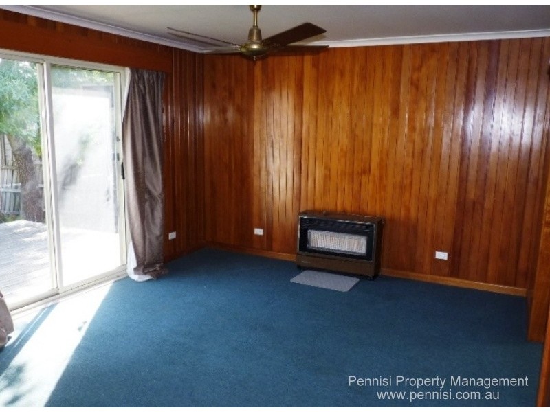 93 Haldane Road, Niddrie VIC 3042