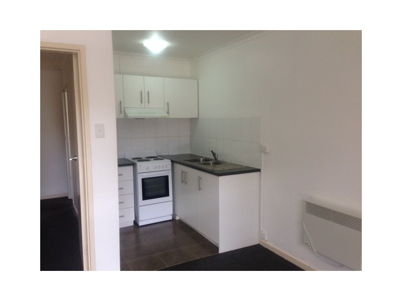 11/1 Hatfield Court, Footscray VIC 3011