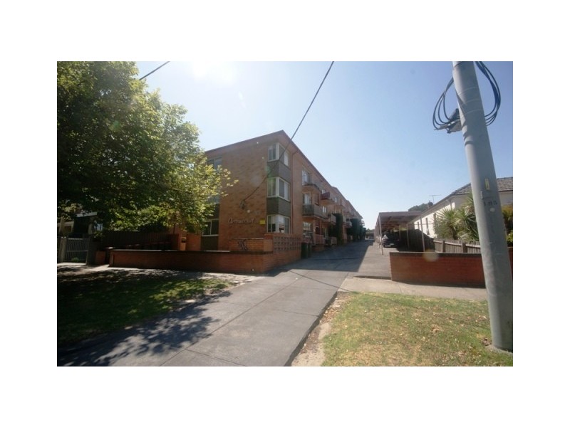 28/44 Fletcher Street, Essendon VIC 3040