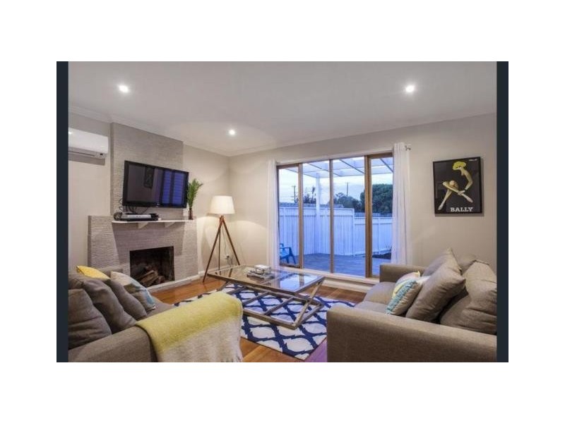 1/171 Halsey Road, Airport West VIC 3042