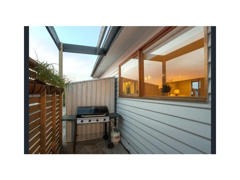 1/171 Halsey Road, Airport West VIC 3042