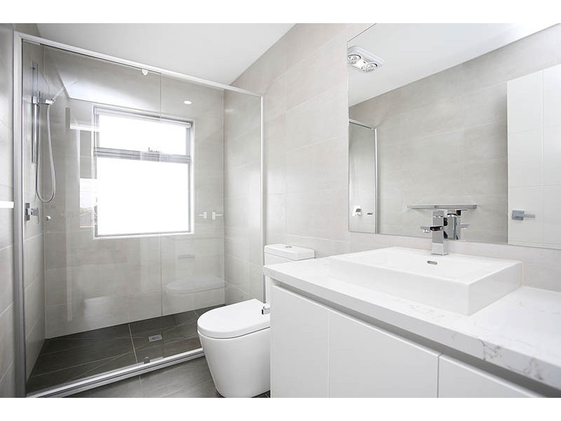 1J Newman Street, Niddrie VIC 3042