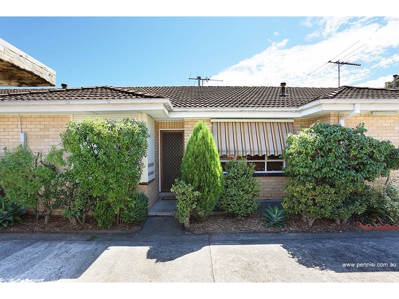 3/5 McCulloch Street, Essendon North VIC 3041