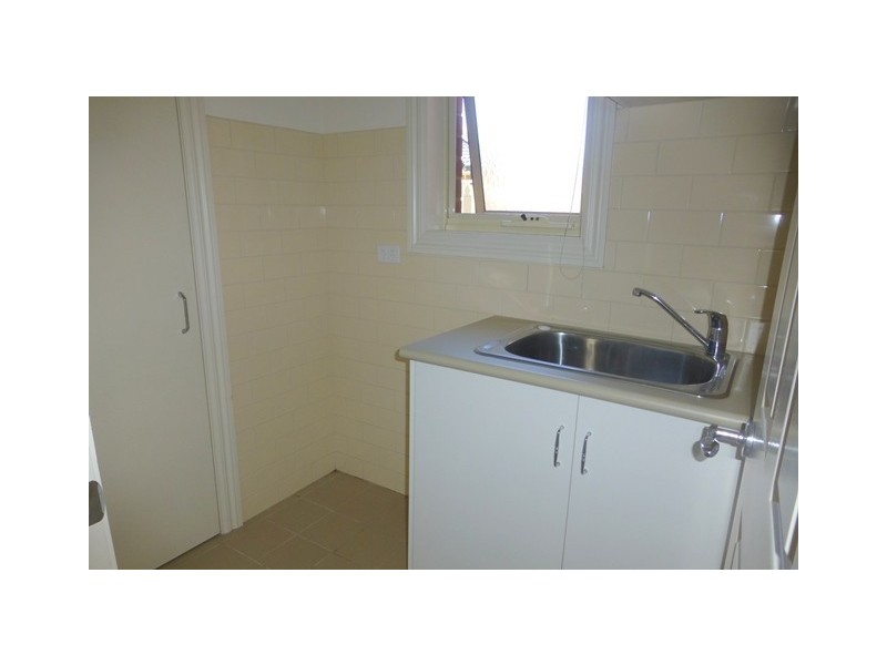 1/153 Robert St, Essendon VIC 3040