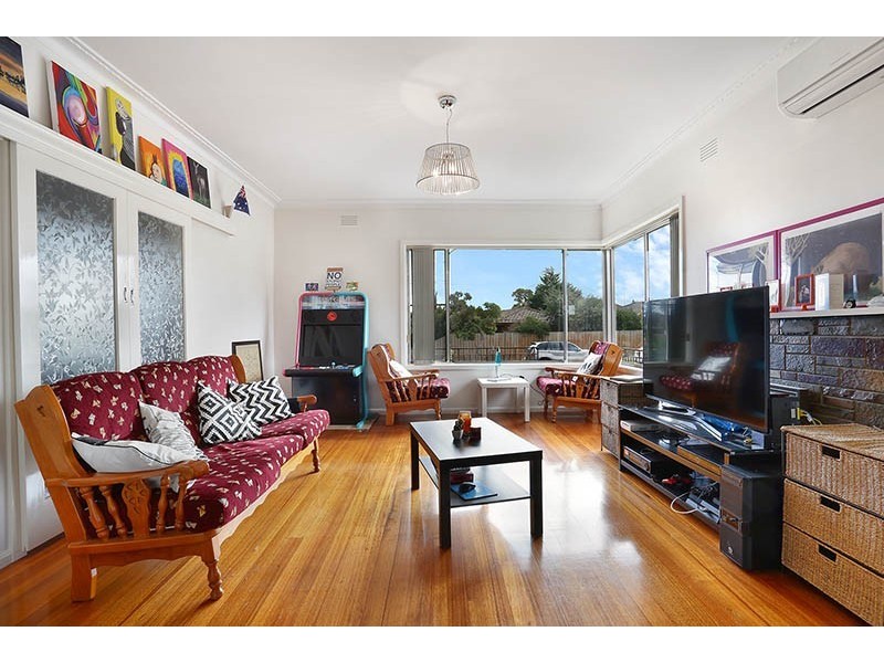 32 Jeffrey Street, Keilor East VIC 3033