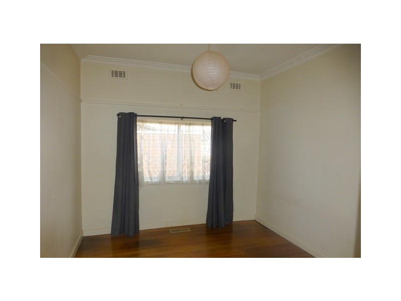 24 Rutland Street, Niddrie VIC 3042