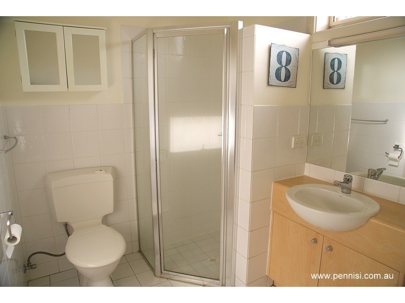 8/2 North Avenue, Strathmore VIC 3041