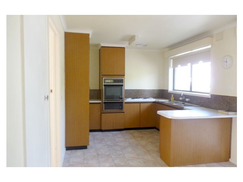 3/27 Ballater Street, Essendon VIC 3040