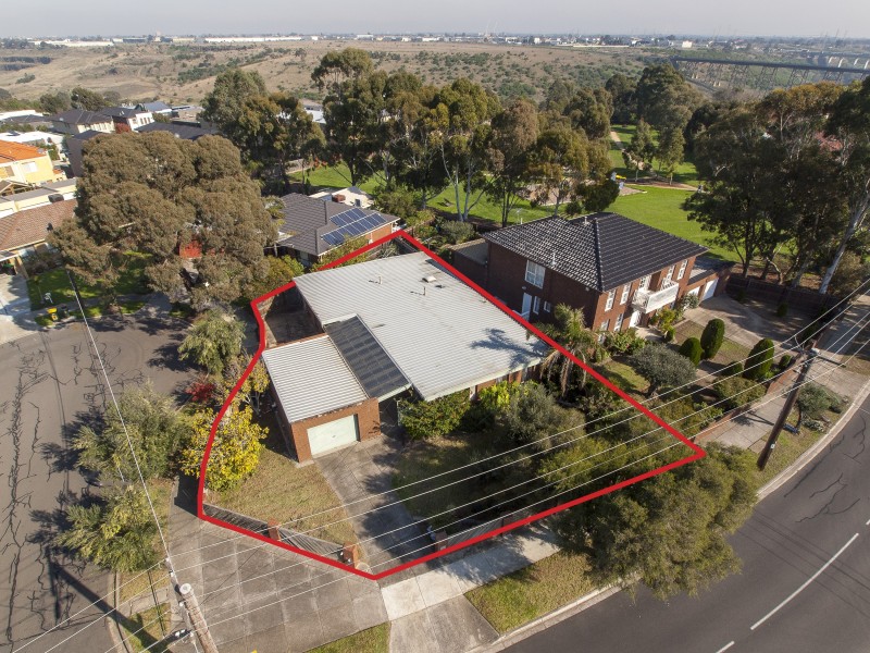 5 Heatherlea Crescent, Keilor East VIC 3033