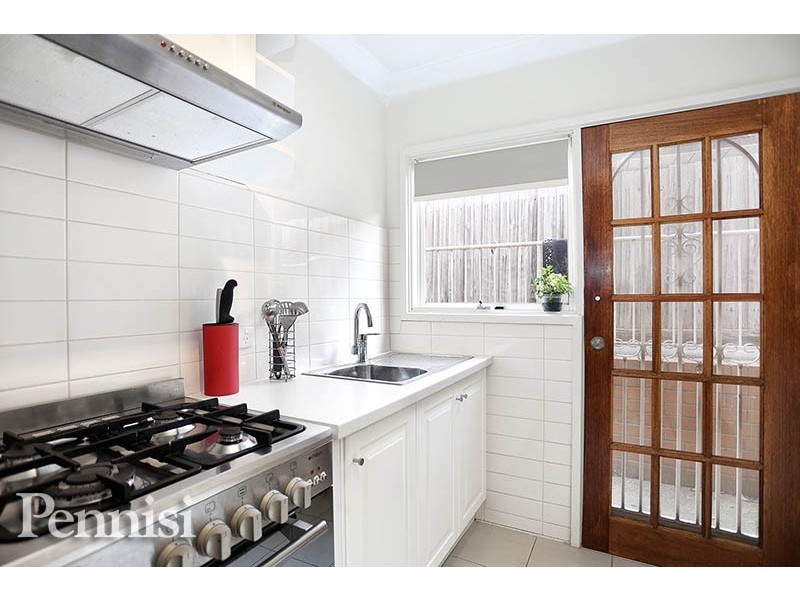 1/209 Napier Street, Essendon VIC 3040