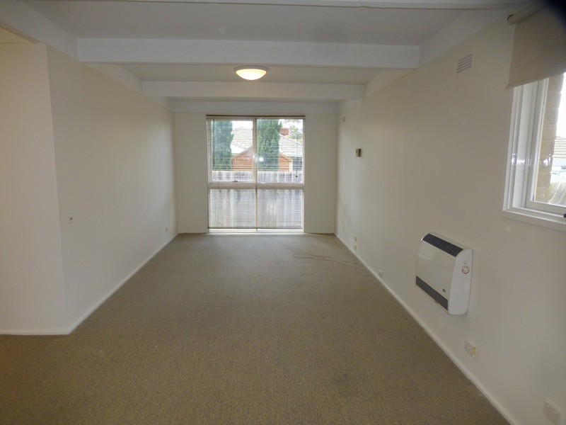 3/112 Hoffmans Road, Essendon VIC 3040