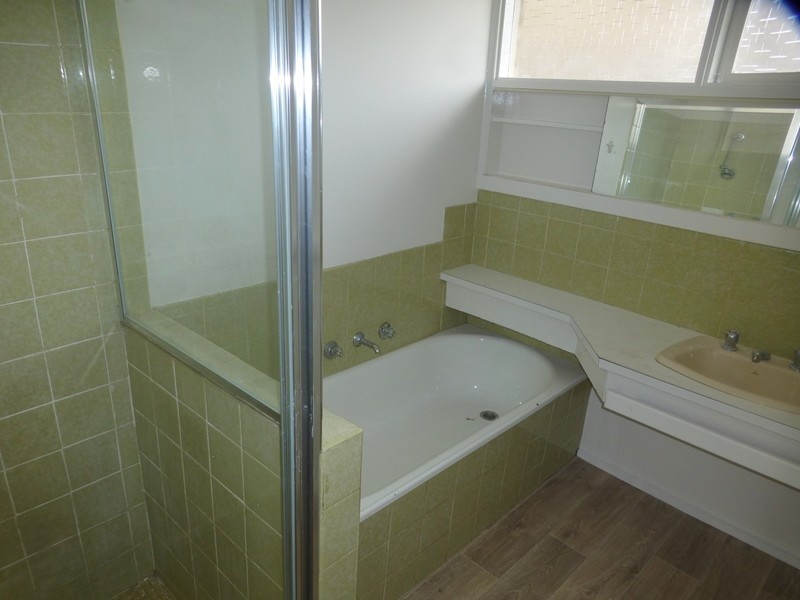 3/112 Hoffmans Road, Essendon VIC 3040