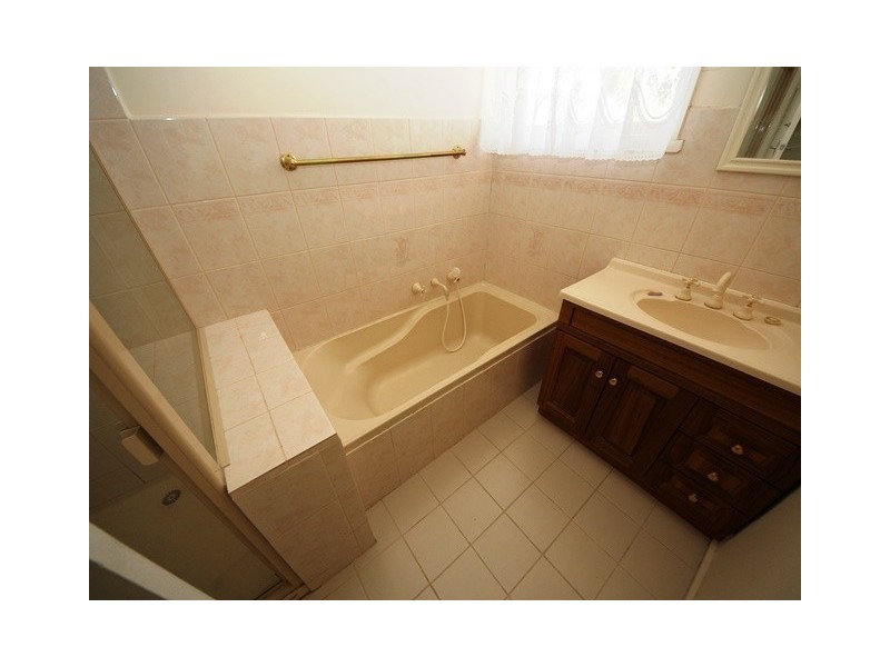 108 Noga Avenue, Keilor East VIC 3033