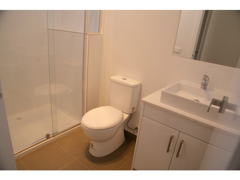 3/3 Queen Street, Essendon VIC 3040