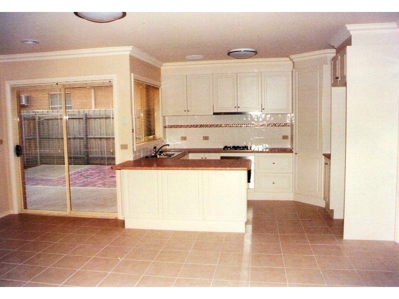 2/38 Deakin Street, Essendon VIC 3040