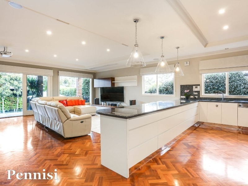 105 Woodland Street, Essendon VIC 3040